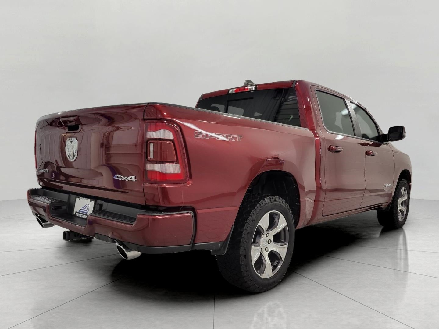 2023 RAM 1500 Laramie Crew Cab 4x4 5'7' Box
