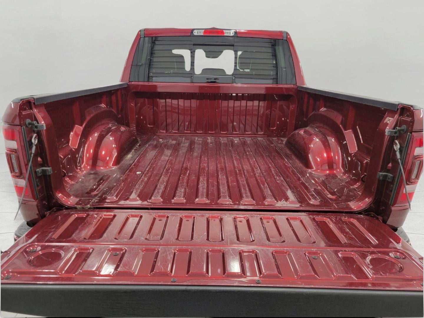 2023 RAM 1500 Laramie Crew Cab 4x4 5'7' Box