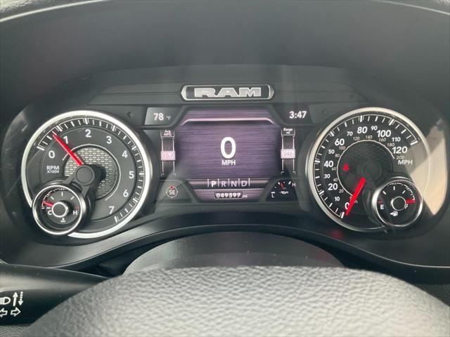 2023 RAM 1500 Laramie Crew Cab 4x4 5'7' Box