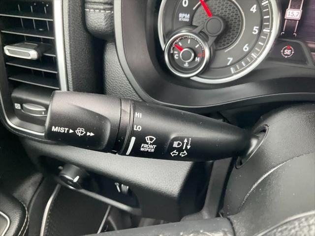 2023 RAM 1500 Laramie Crew Cab 4x4 5'7' Box