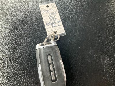 2023 RAM 1500 Laramie Crew Cab 4x4 5'7' Box