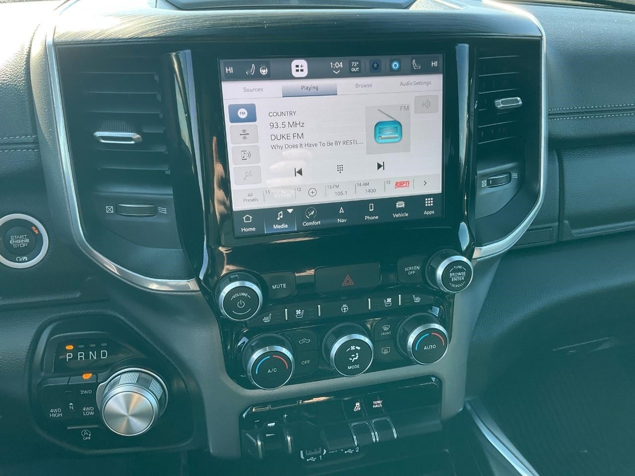 2023 RAM 1500 Laramie Crew Cab 4x4 5'7' Box