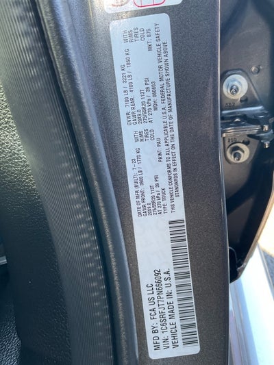 2023 RAM 1500 Laramie Crew Cab 4x4 5'7' Box