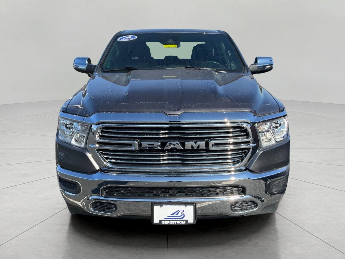 2023 RAM 1500 Laramie Crew Cab 4x4 5'7' Box