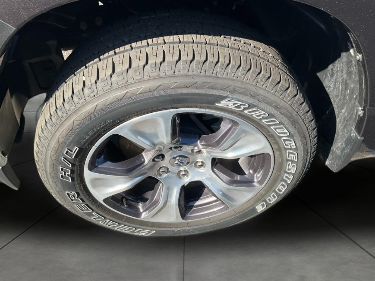 2023 RAM 1500 Laramie Crew Cab 4x4 5'7' Box