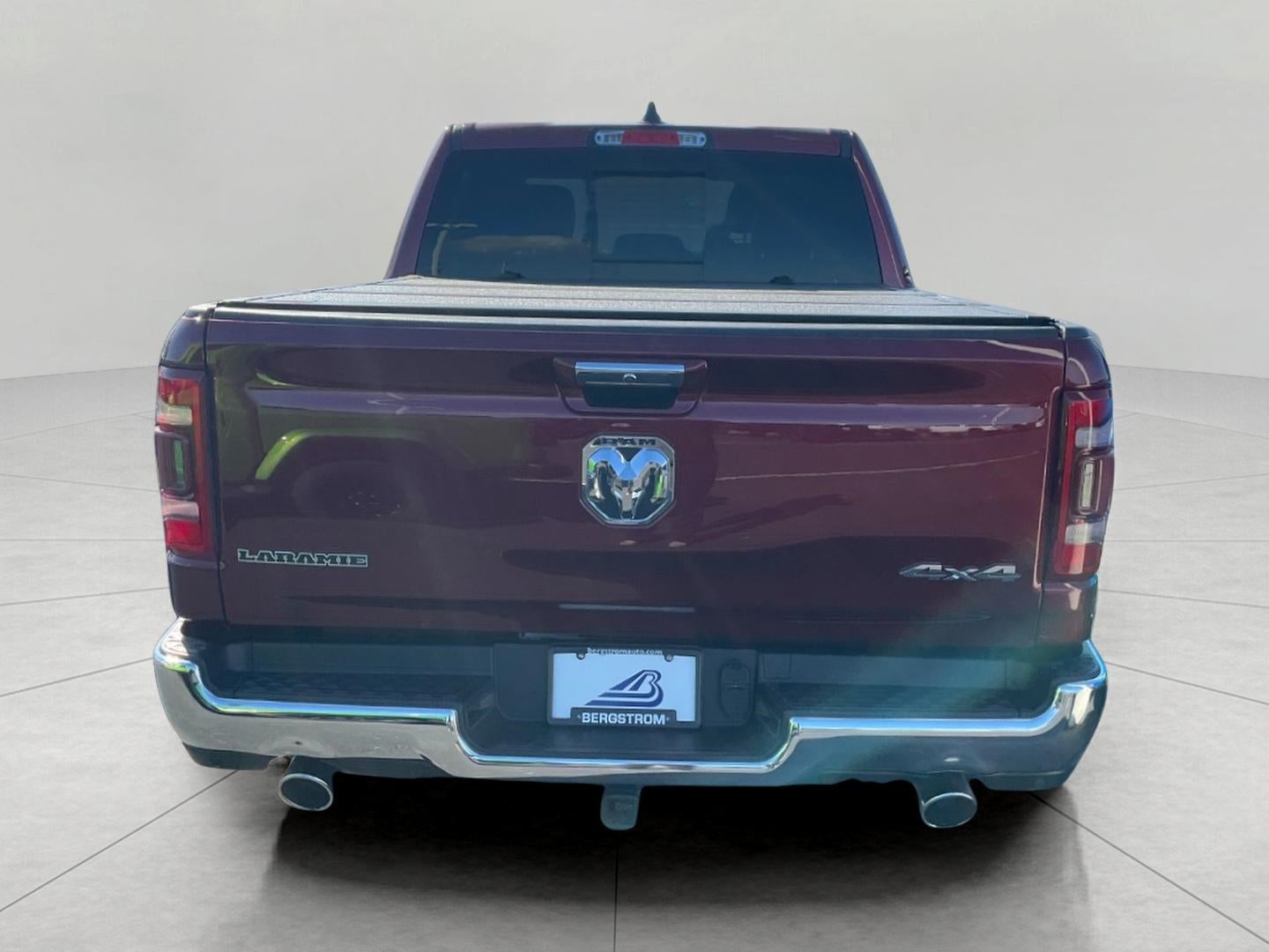 2022 RAM 1500 Laramie Crew Cab 4x4 5'7' Box