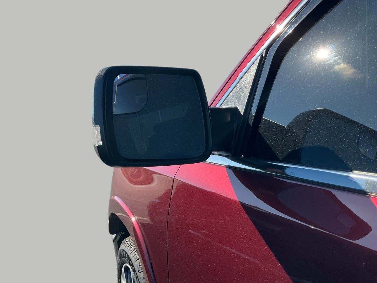 2022 RAM 1500 Laramie Crew Cab 4x4 5'7' Box