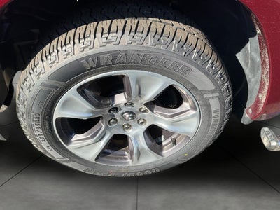 2022 RAM 1500 Laramie Crew Cab 4x4 5'7' Box