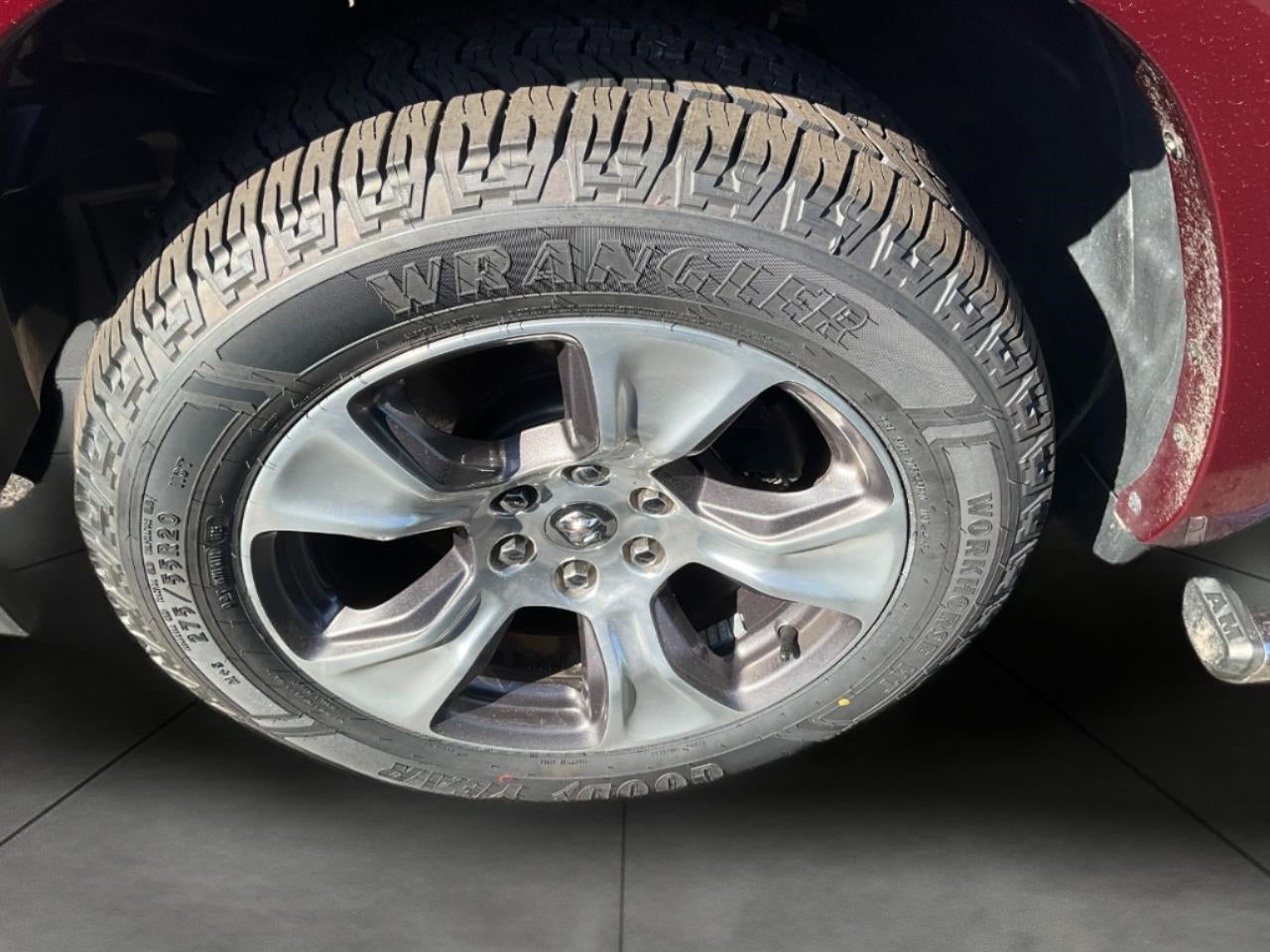 2022 RAM 1500 Laramie Crew Cab 4x4 5'7' Box