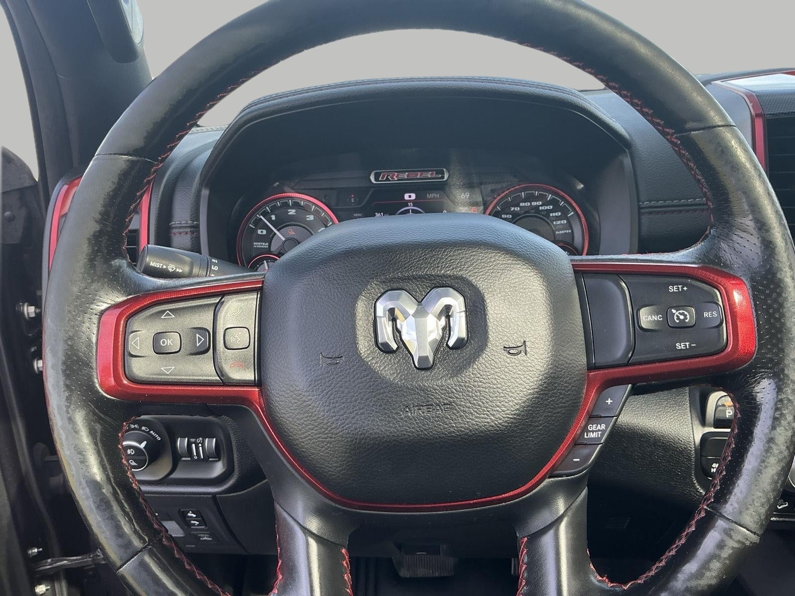 2019 RAM 1500 Rebel Crew Cab 4x4 5'7' Box