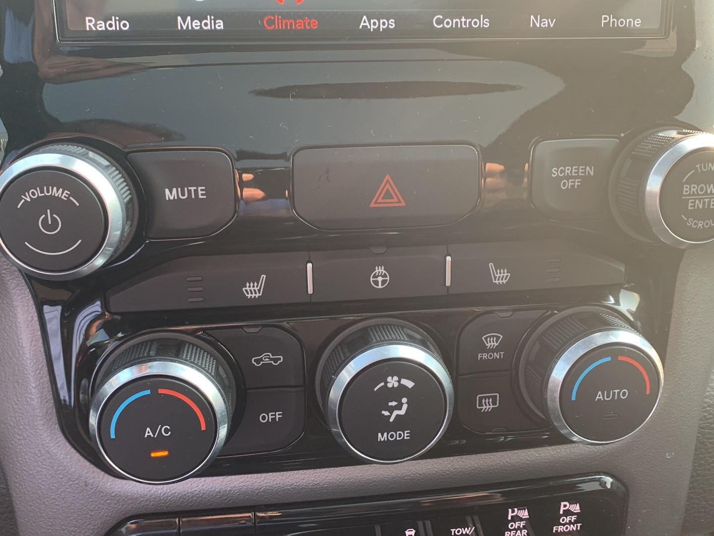 2019 RAM 1500 Rebel 4x4 Crew Cab 5'7 Box