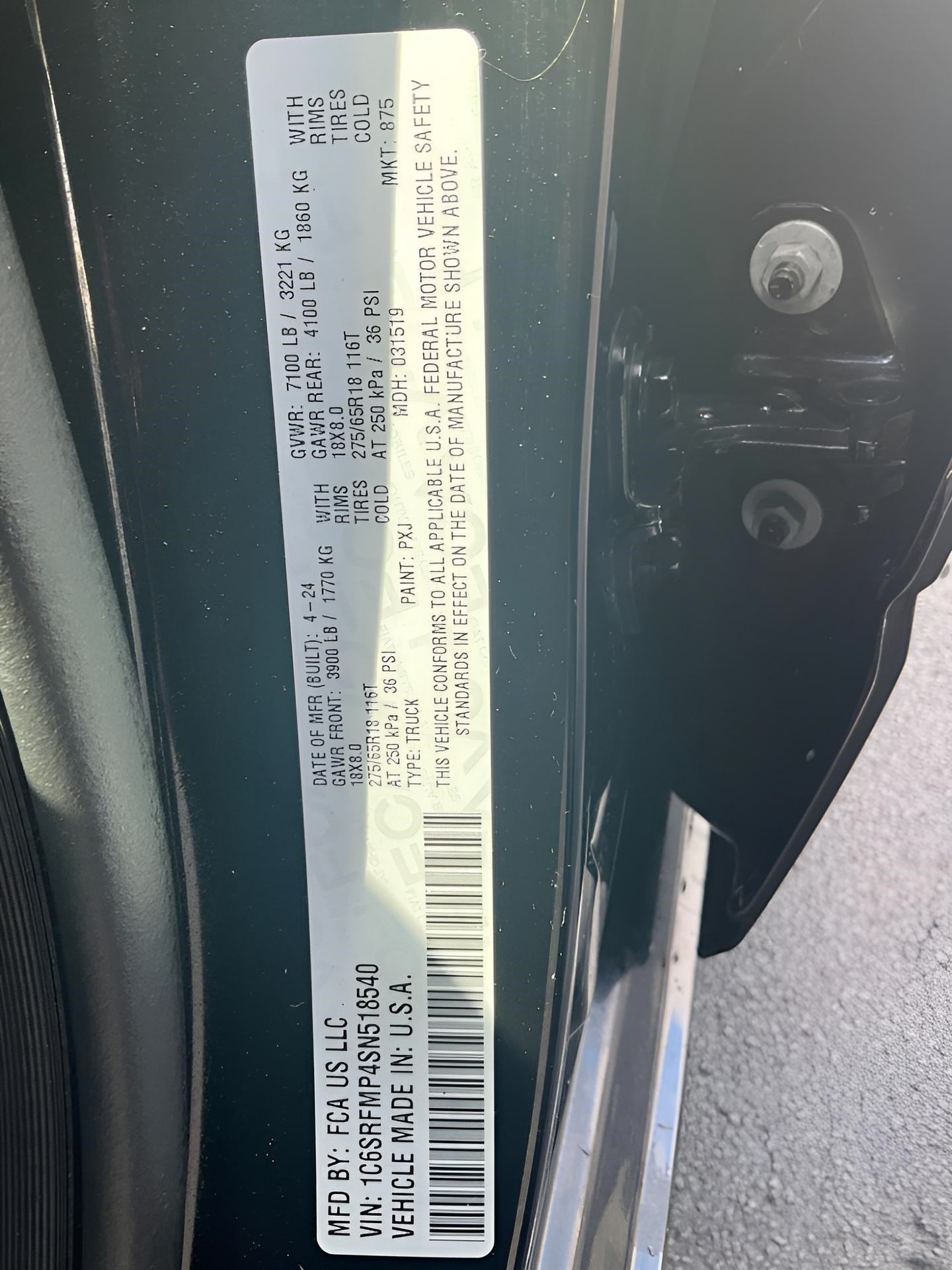 2025 RAM 1500 Big Horn Crew Cab 4x4 6'4' Box