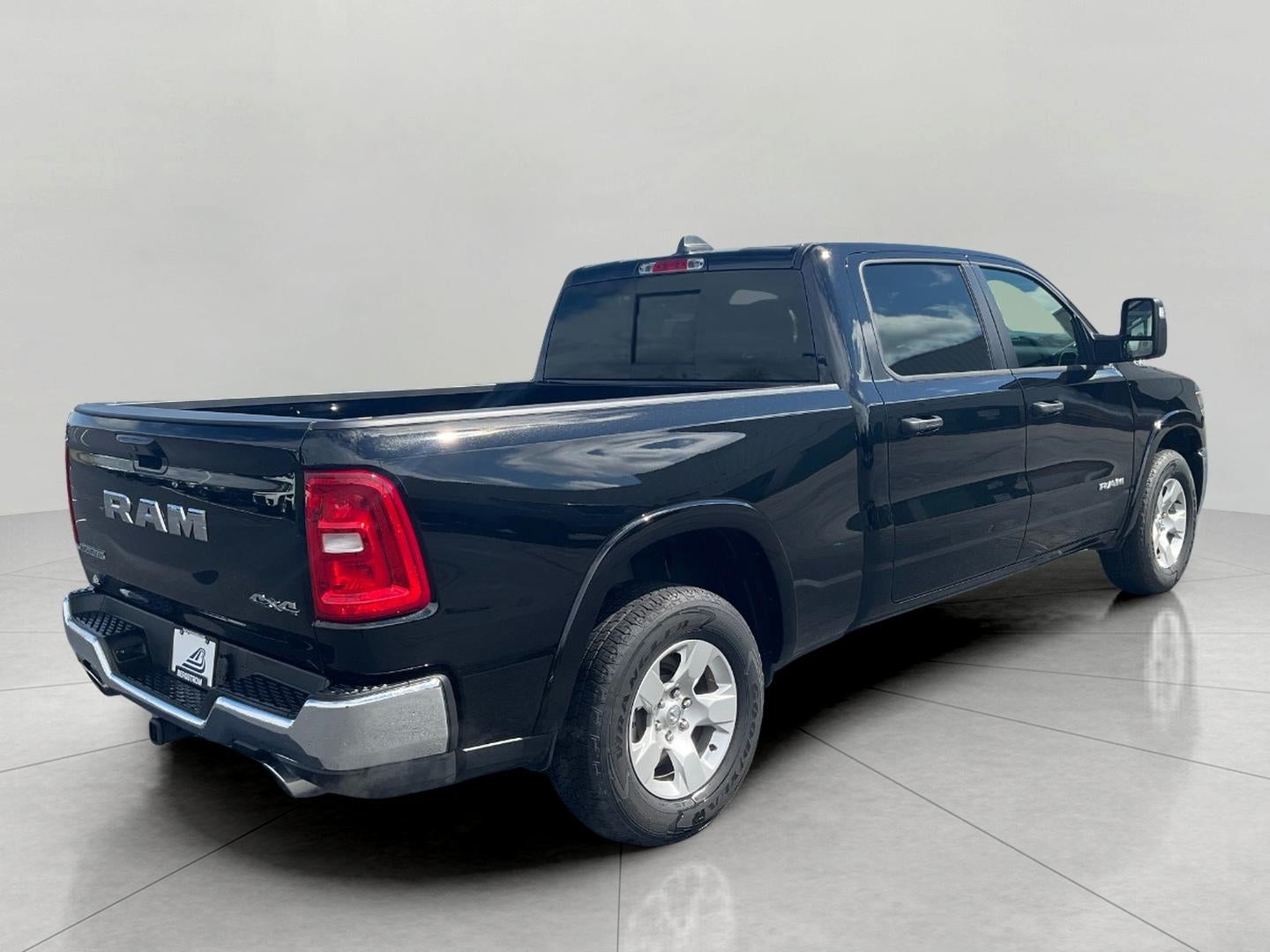 2025 RAM 1500 Big Horn Crew Cab 4x4 6'4' Box