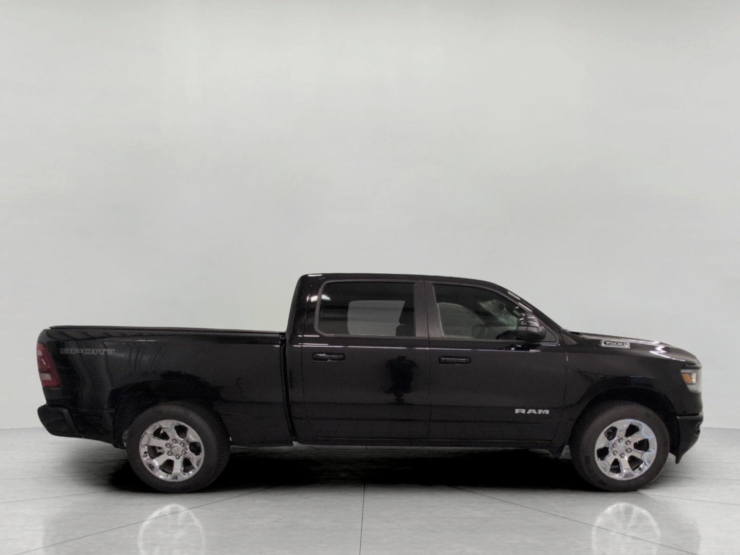 2023 RAM 1500 Big Horn 4x4 Crew Cab 6'4 Box