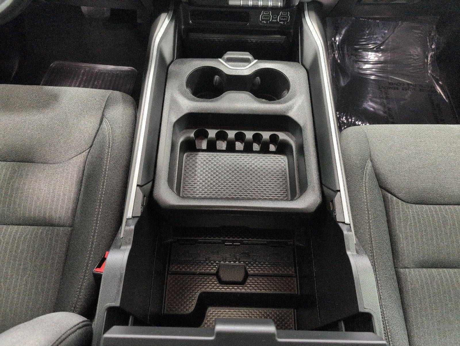 2023 RAM 1500 Big Horn 4x4 Crew Cab 6'4 Box