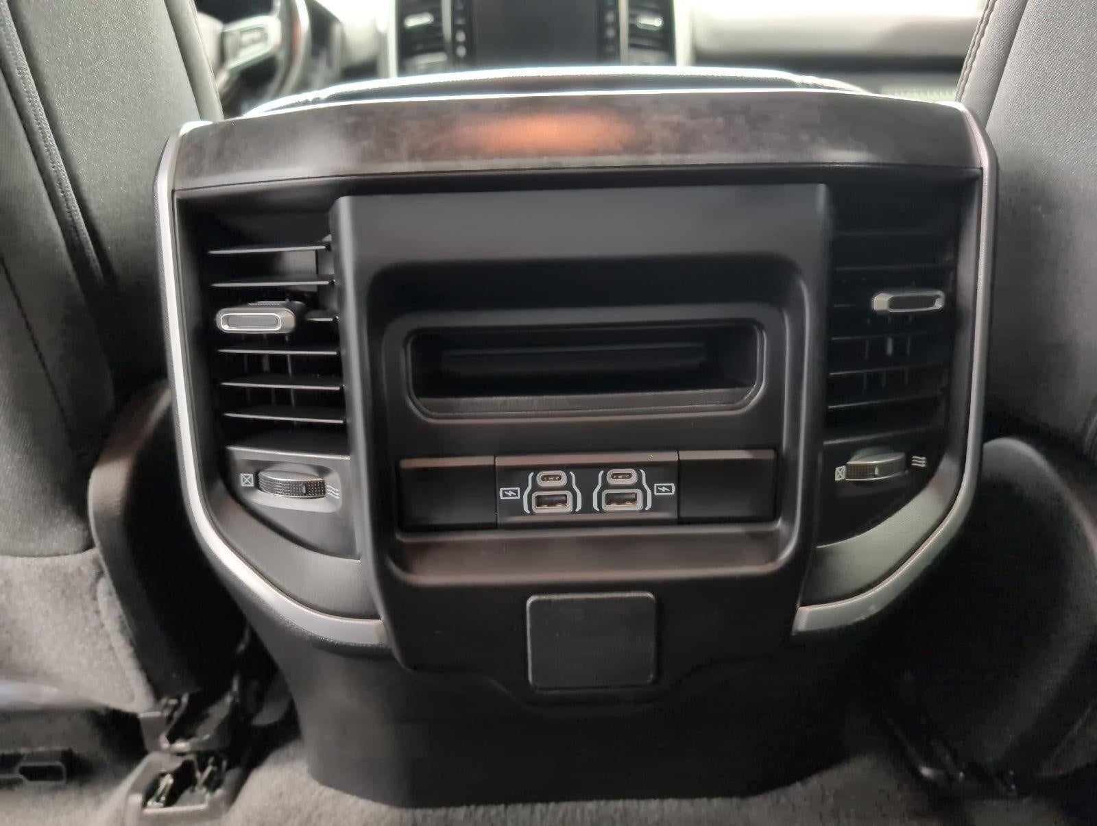 2023 RAM 1500 Big Horn 4x4 Crew Cab 6'4 Box
