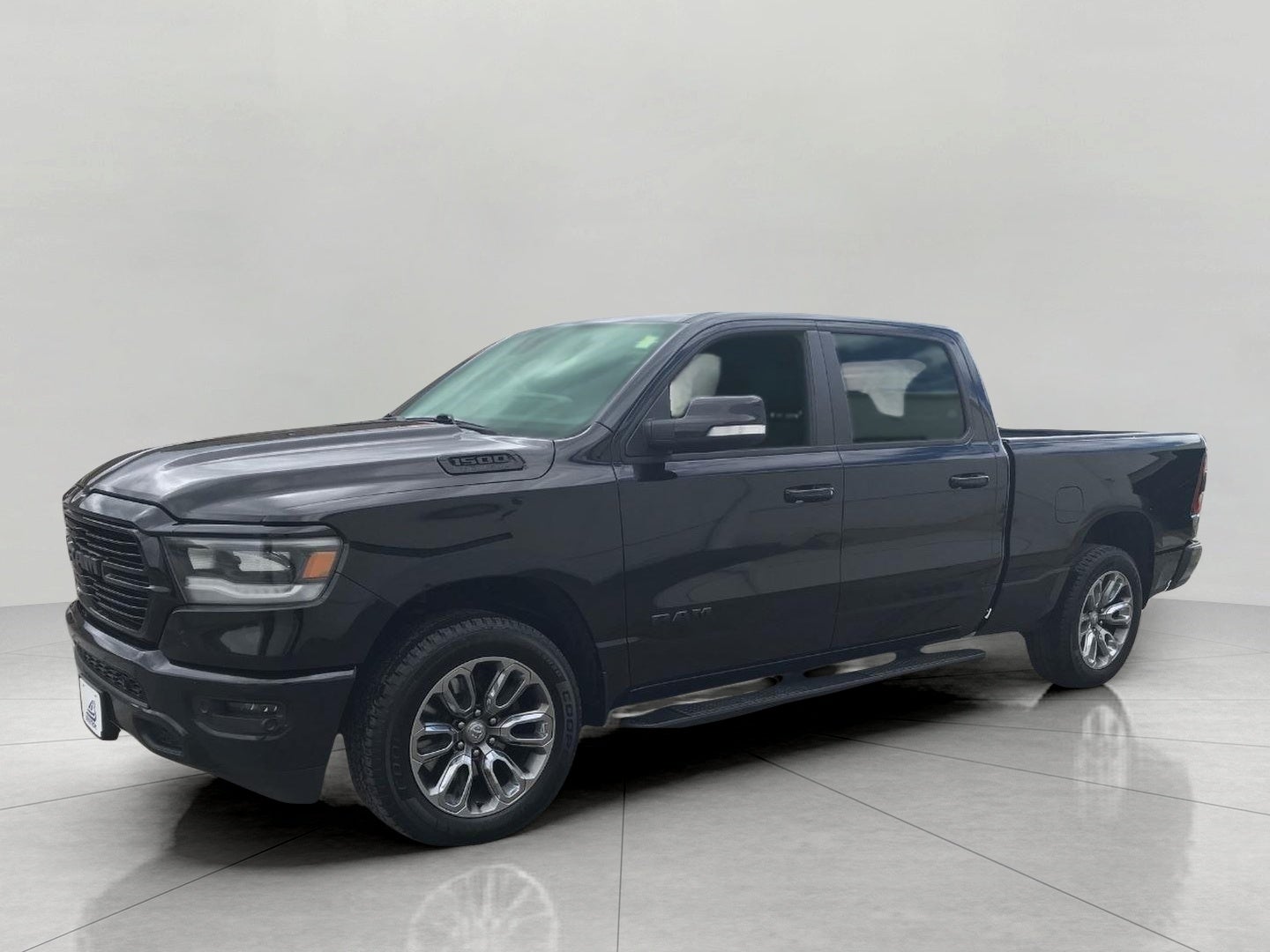 2019 RAM 1500 SPORT