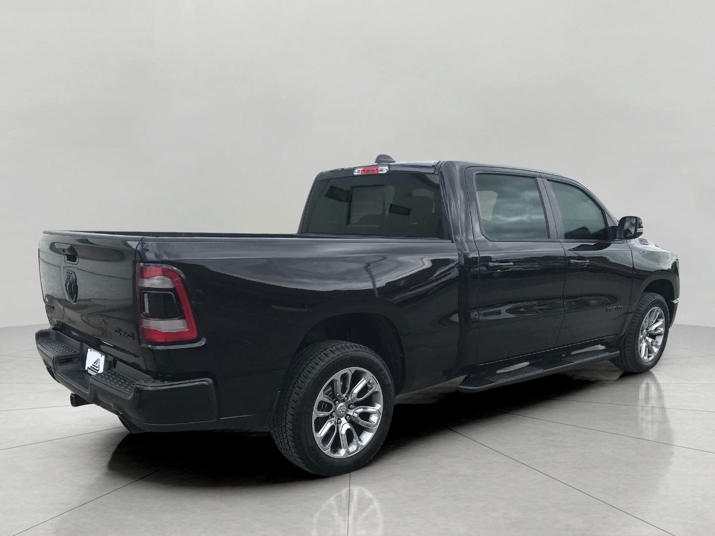 2019 RAM 1500 SPORT