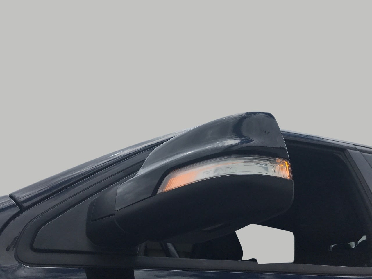 2019 RAM 1500 SPORT