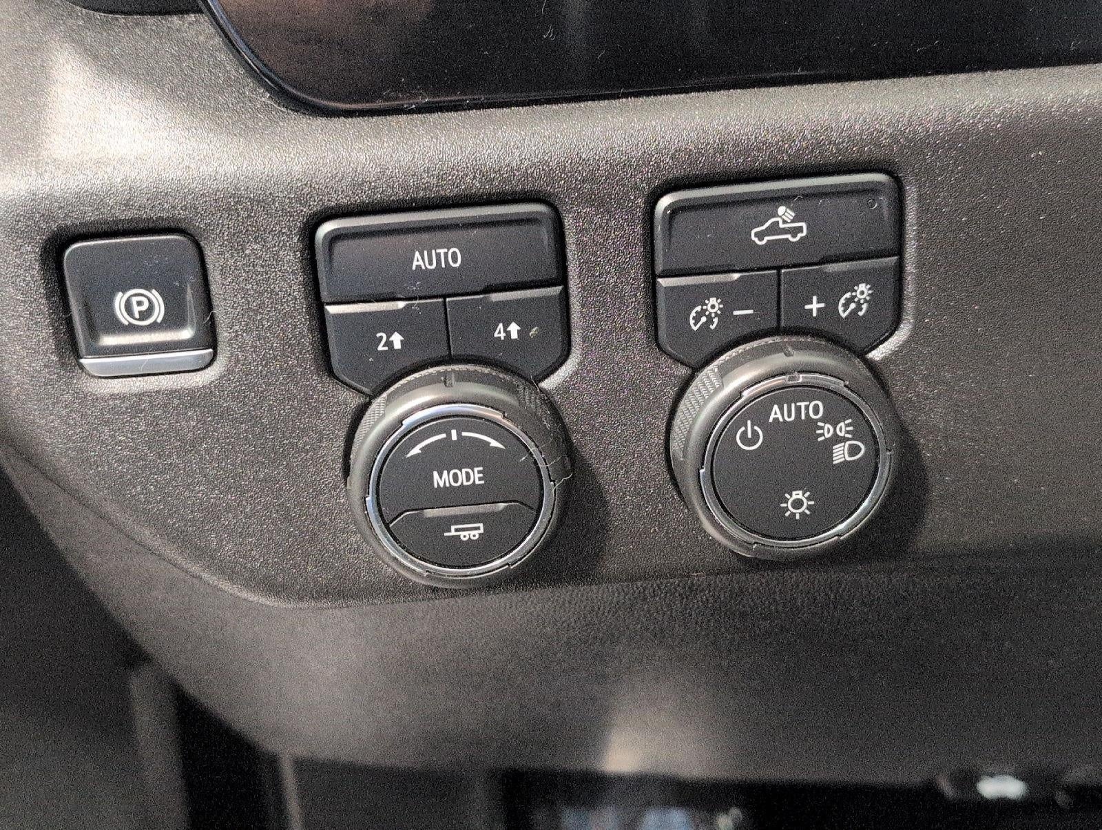 2024 Chevrolet Silverado 1500 4WD Crew Cab Short Bed LT with 2FL