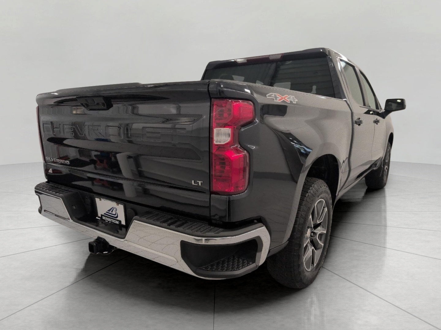 2024 Chevrolet Silverado 1500 4WD Crew Cab Short Bed LT with 2FL