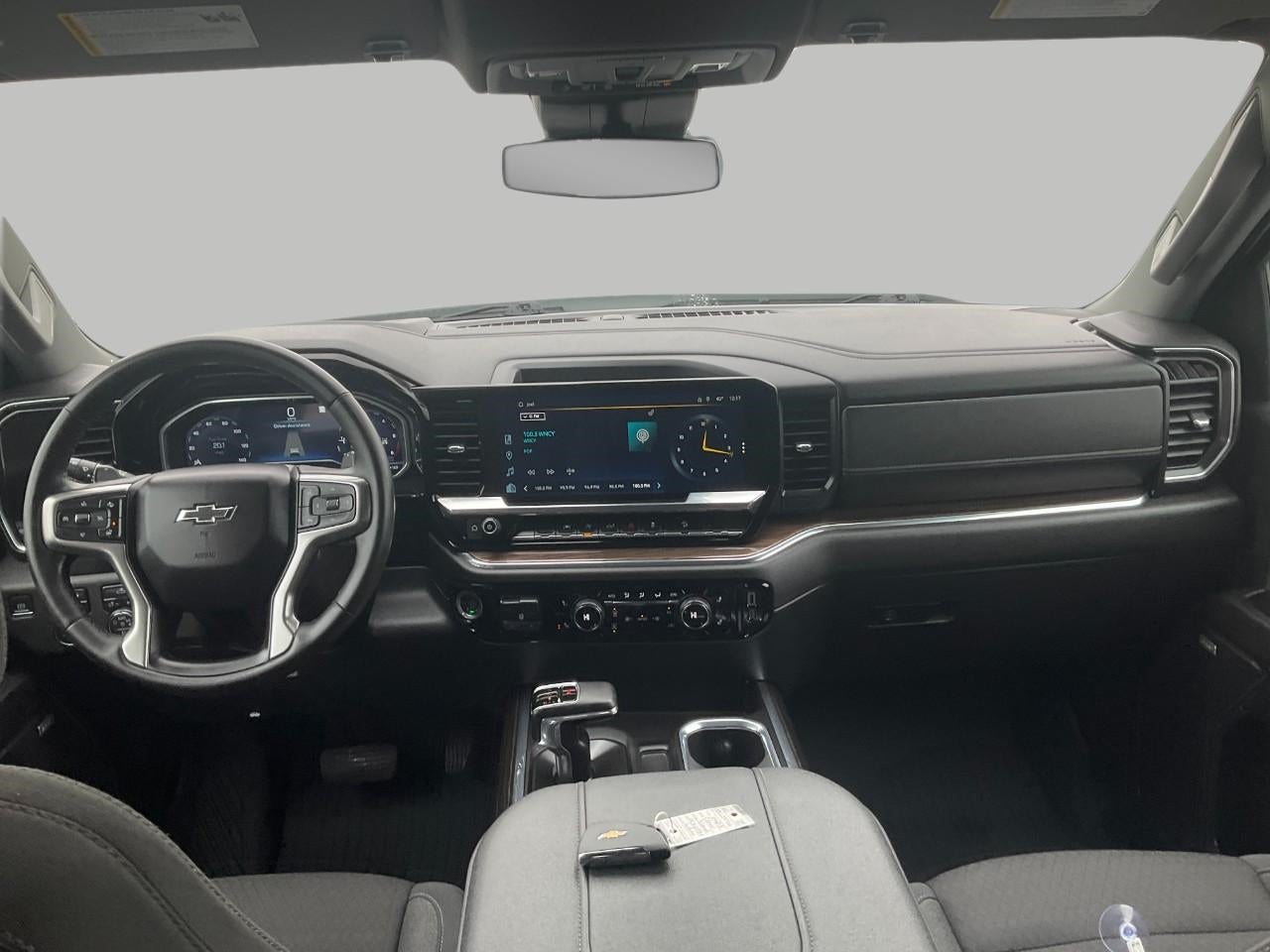 2023 Chevrolet Silverado 1500 4WD Crew Cab Short Bed RST