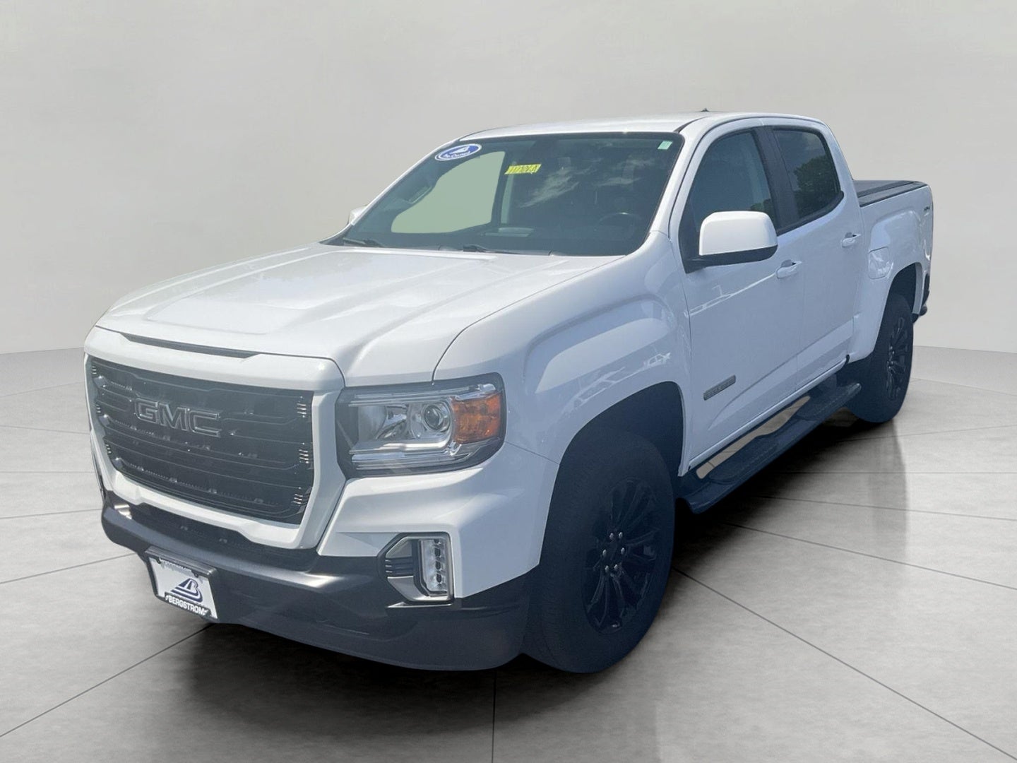 2022 GMC Canyon 4WD Crew Cab Short Box Elevation