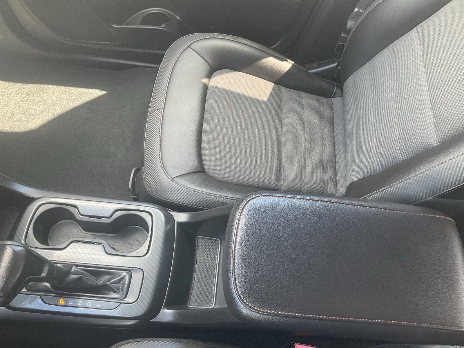 2021 GMC Canyon 4WD Crew Cab Short Box AT4 - Cloth