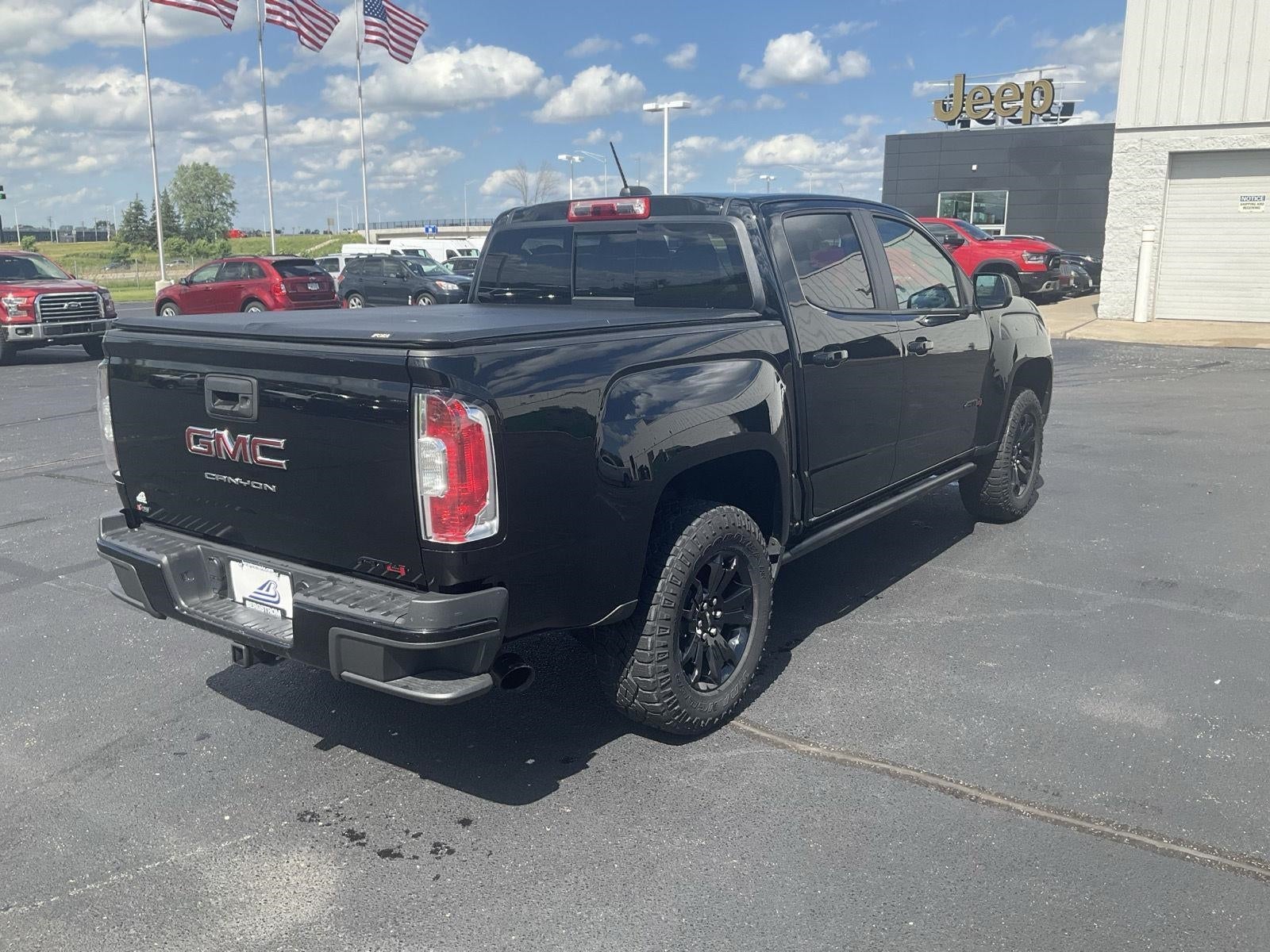 2021 GMC Canyon 4WD Crew Cab Short Box AT4 - Cloth