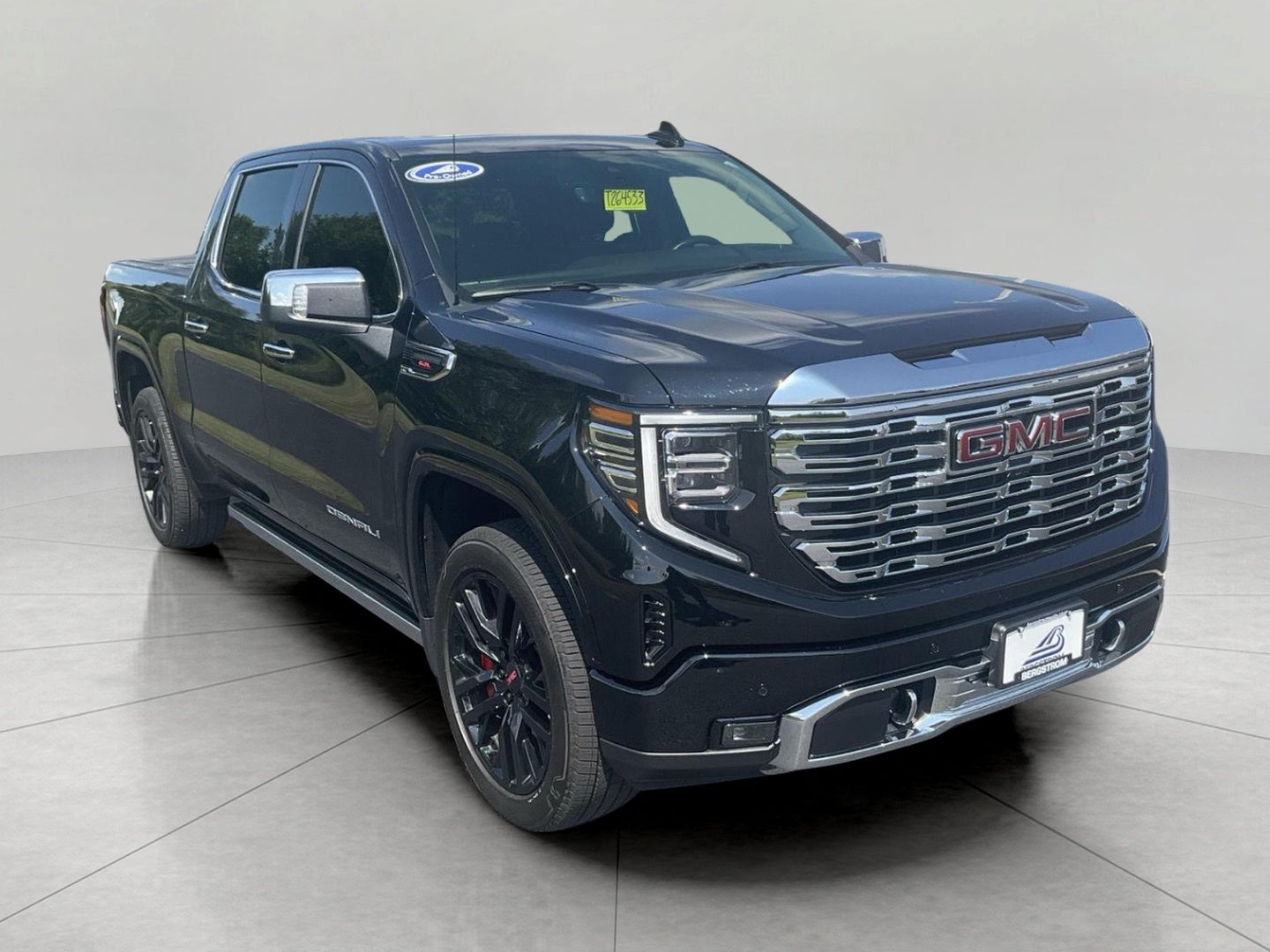 2026 GMC Sierra 1500 Crew Cab, Short Bed, Denali, 4WD