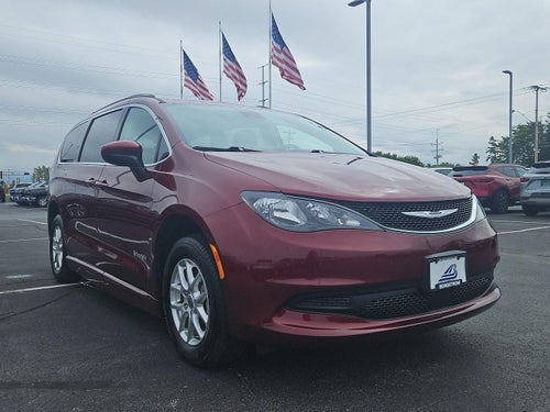 2021 Chrysler Voyager LXI FWD