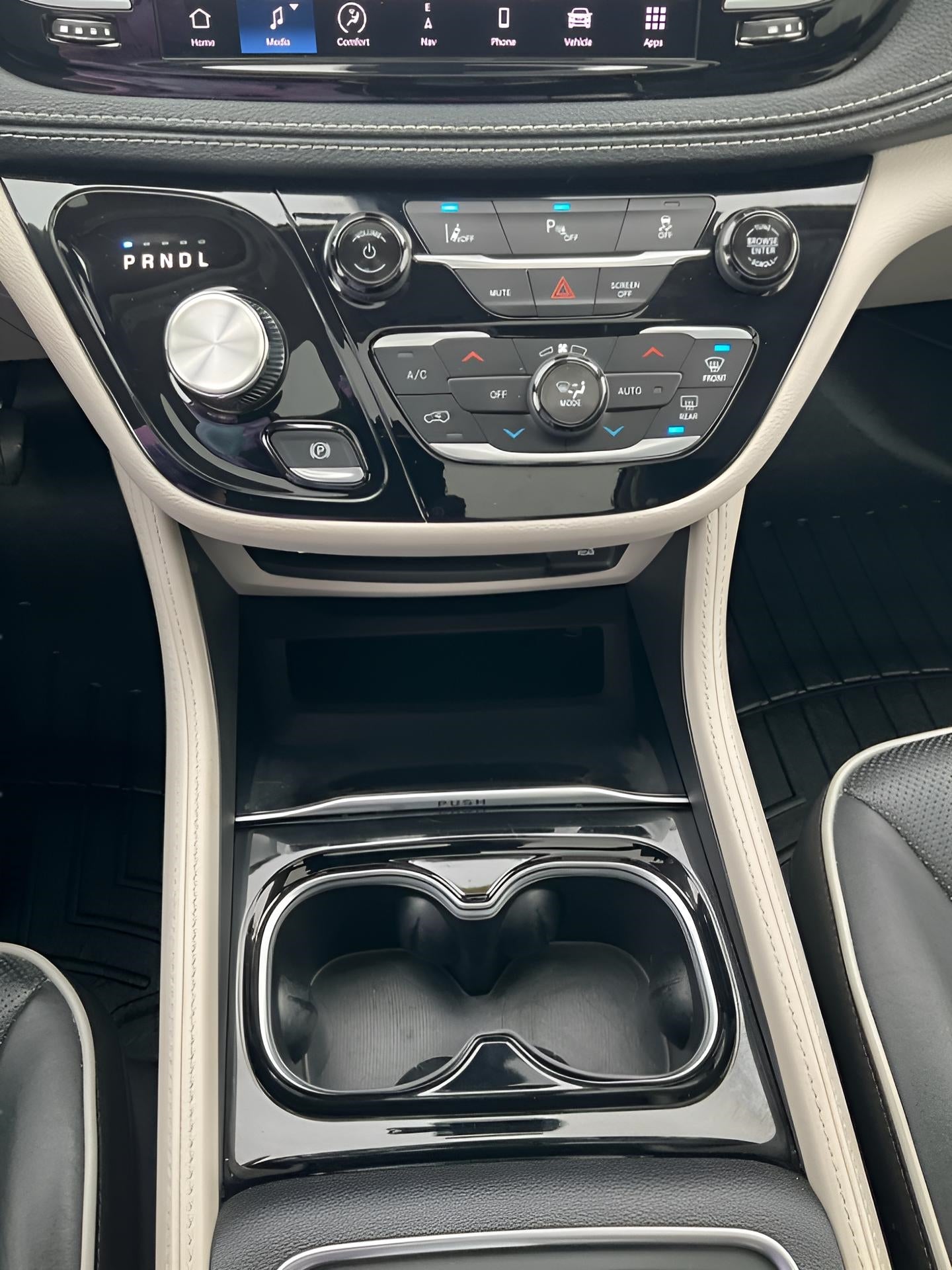 2023 Chrysler Pacifica Hybrid Limited