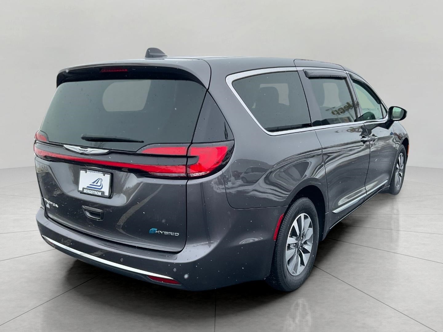 2023 Chrysler Pacifica Hybrid Limited