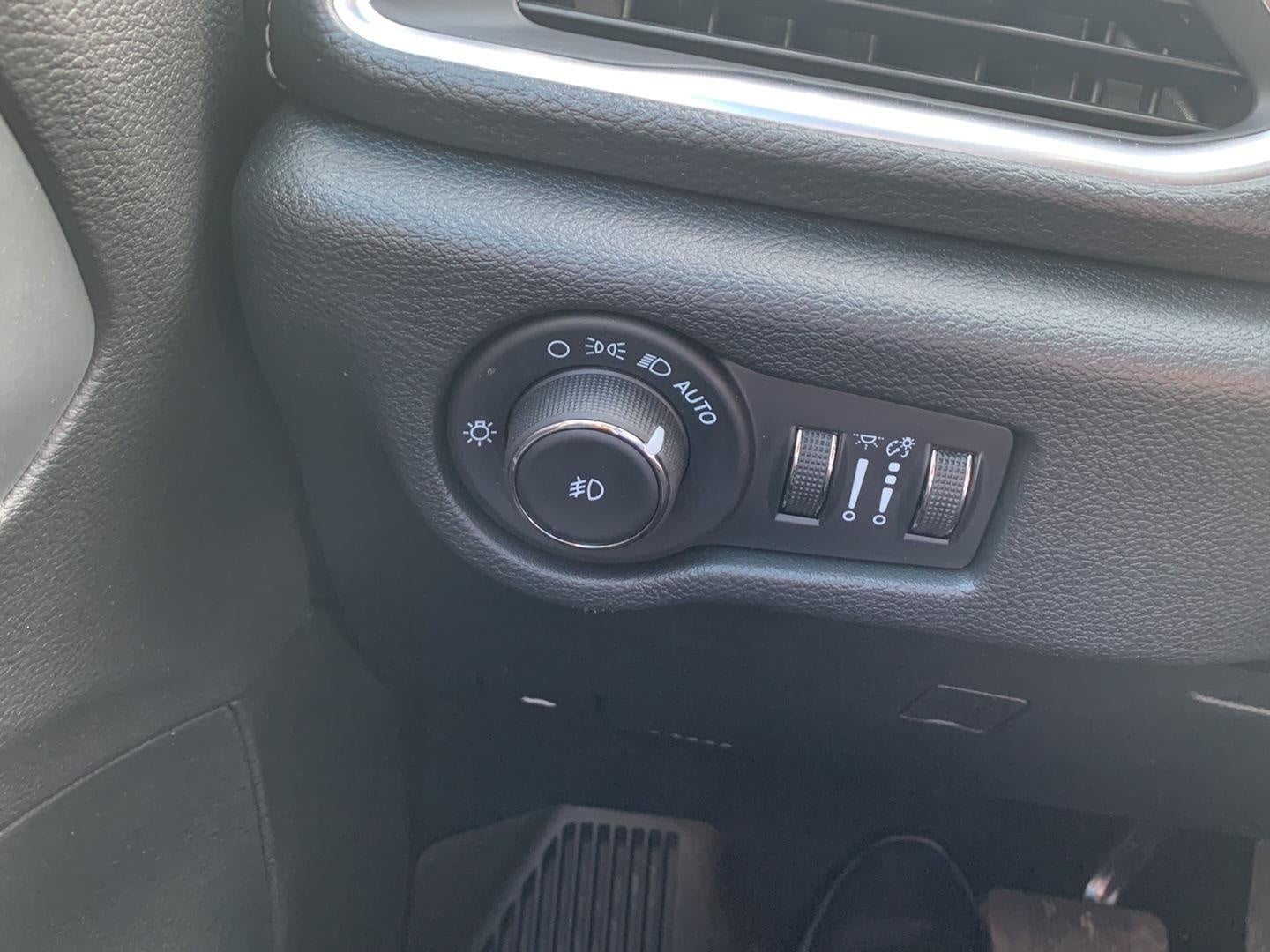 2025 Chrysler Pacifica Limited AWD