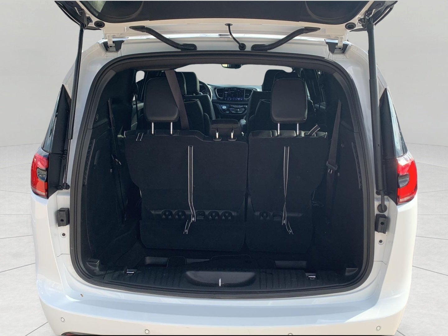 2025 Chrysler Pacifica Limited AWD