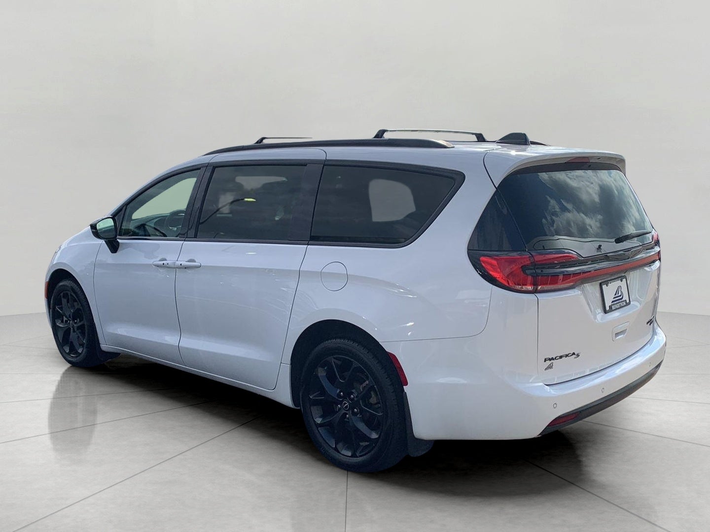 2025 Chrysler Pacifica Limited AWD