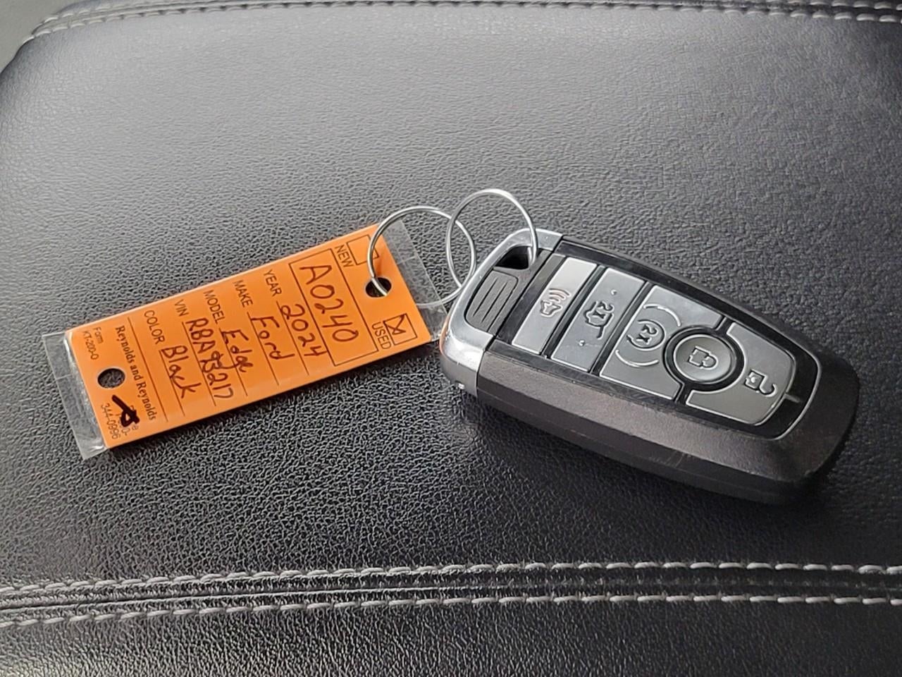 2024 Ford Edge Titanium