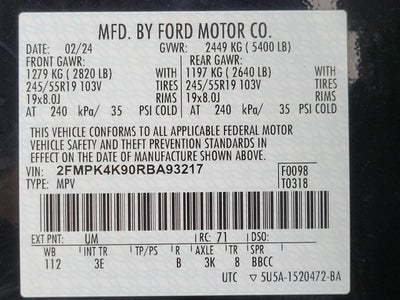 2024 Ford Edge Titanium