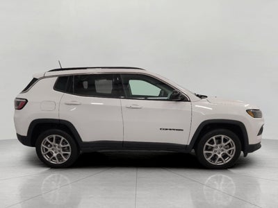 2022 Jeep Compass Latitude Lux 4x4