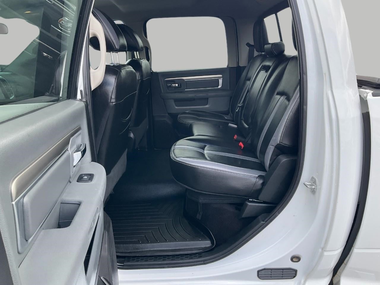 2018 RAM 1500 Big Horn Crew Cab 4x4 5'7' Box
