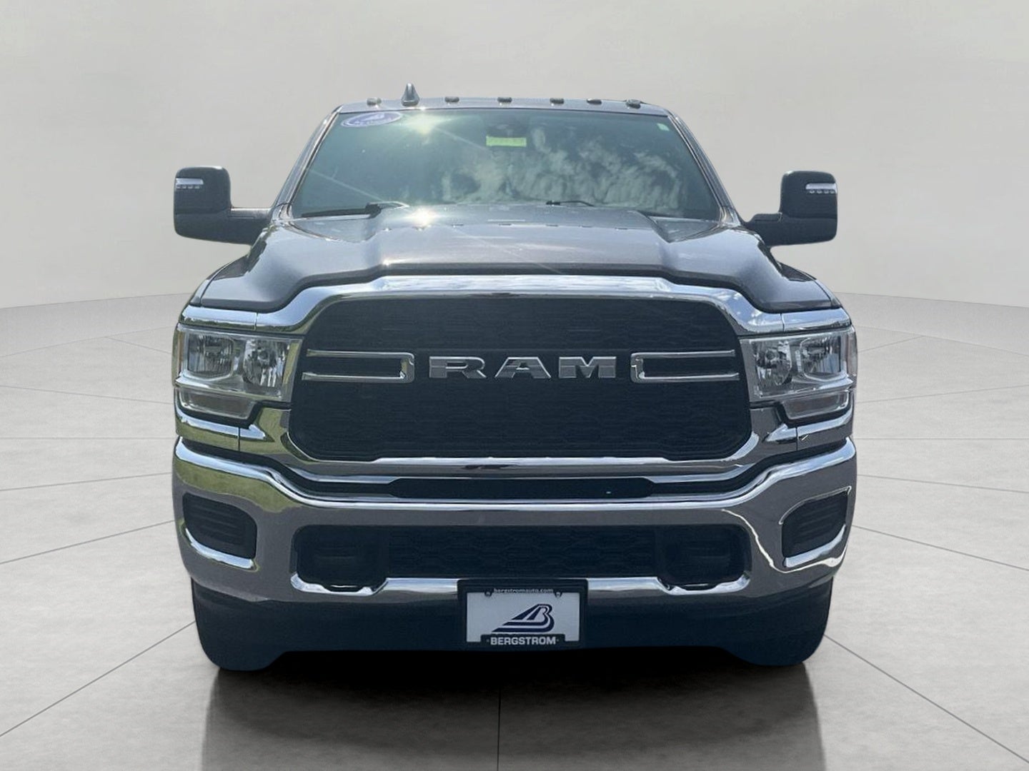 2024 RAM 2500 Tradesman Crew Cab 4x4 6'4' Box