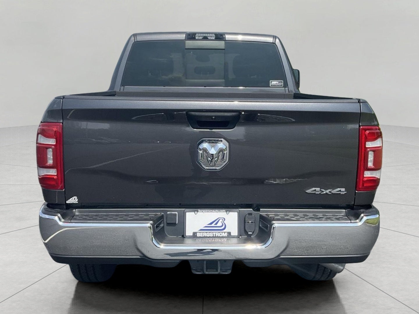 2024 RAM 2500 Tradesman Crew Cab 4x4 6'4' Box