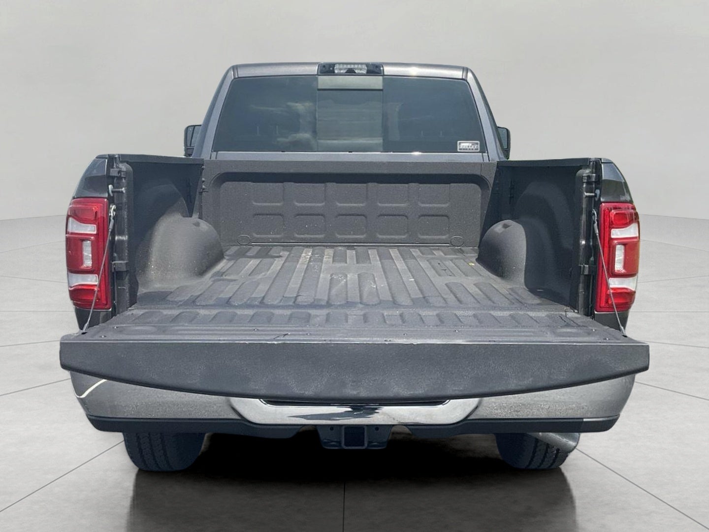 2024 RAM 2500 Tradesman Crew Cab 4x4 6'4' Box