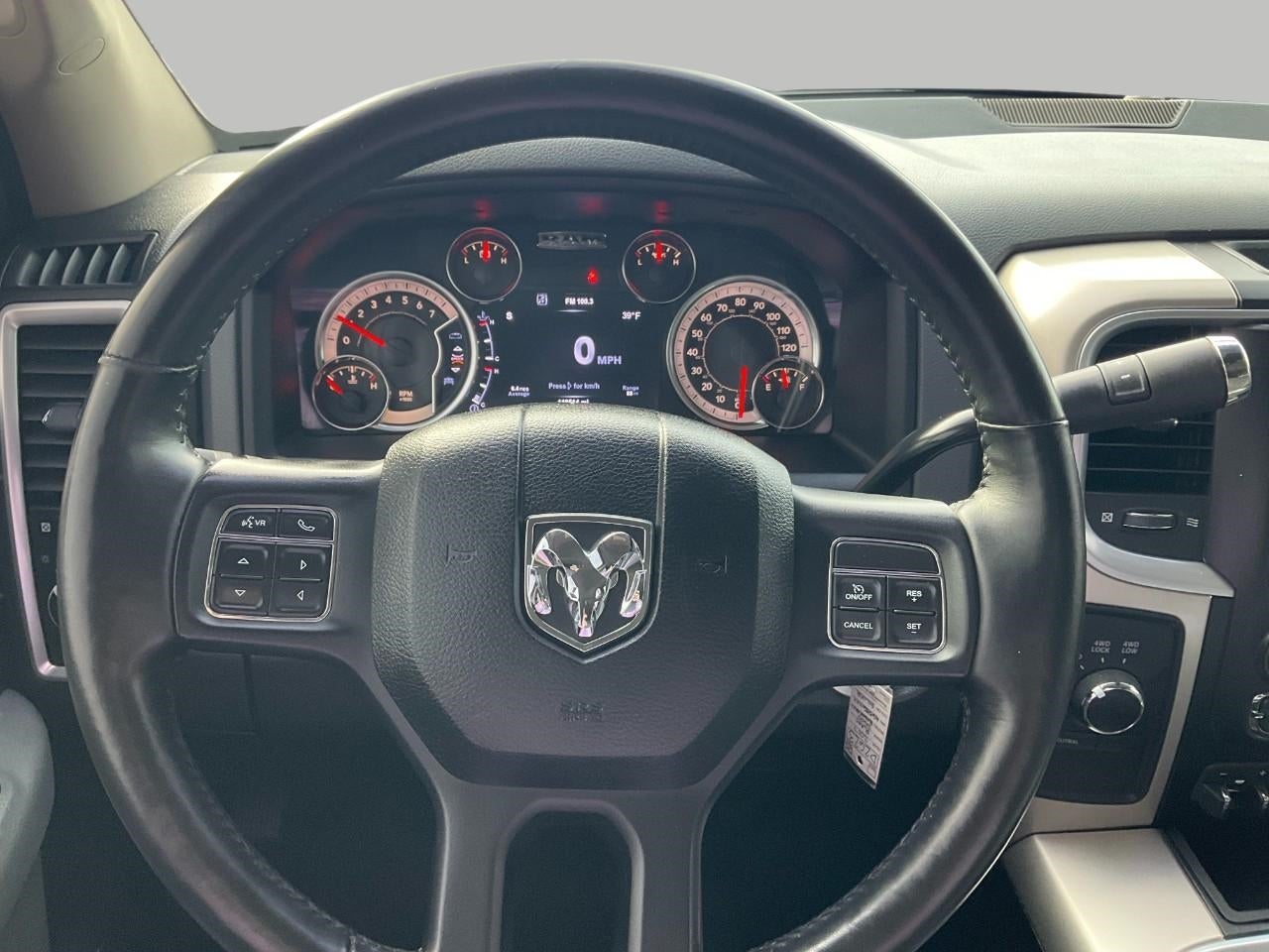 2017 RAM 2500 Big Horn Crew Cab 4x4 6'4' Box