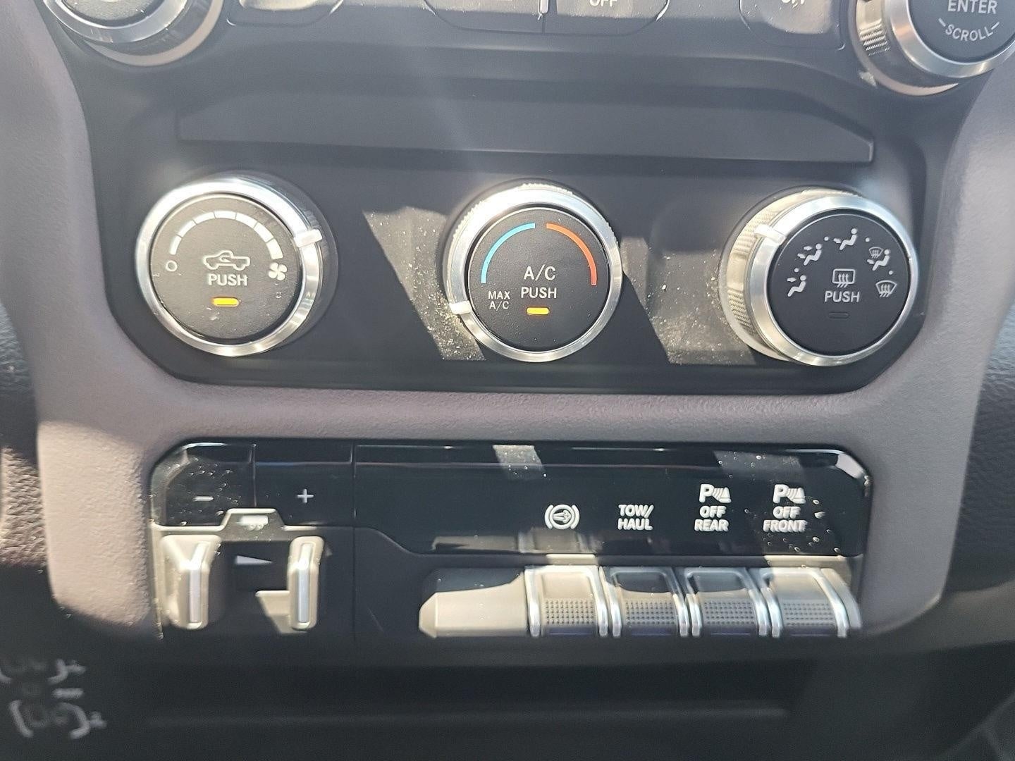 2023 RAM 2500 Big Horn Crew Cab 4x4 6'4' Box