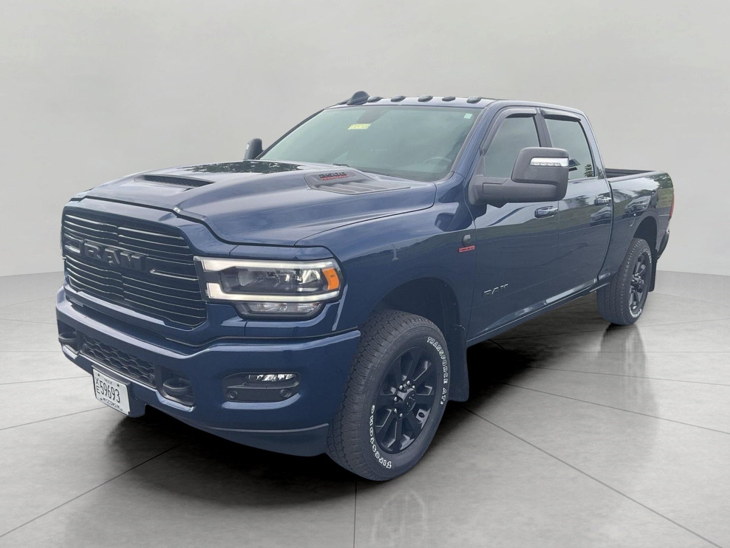 2023 RAM 2500 Laramie Crew Cab 4x4 6'4' Box