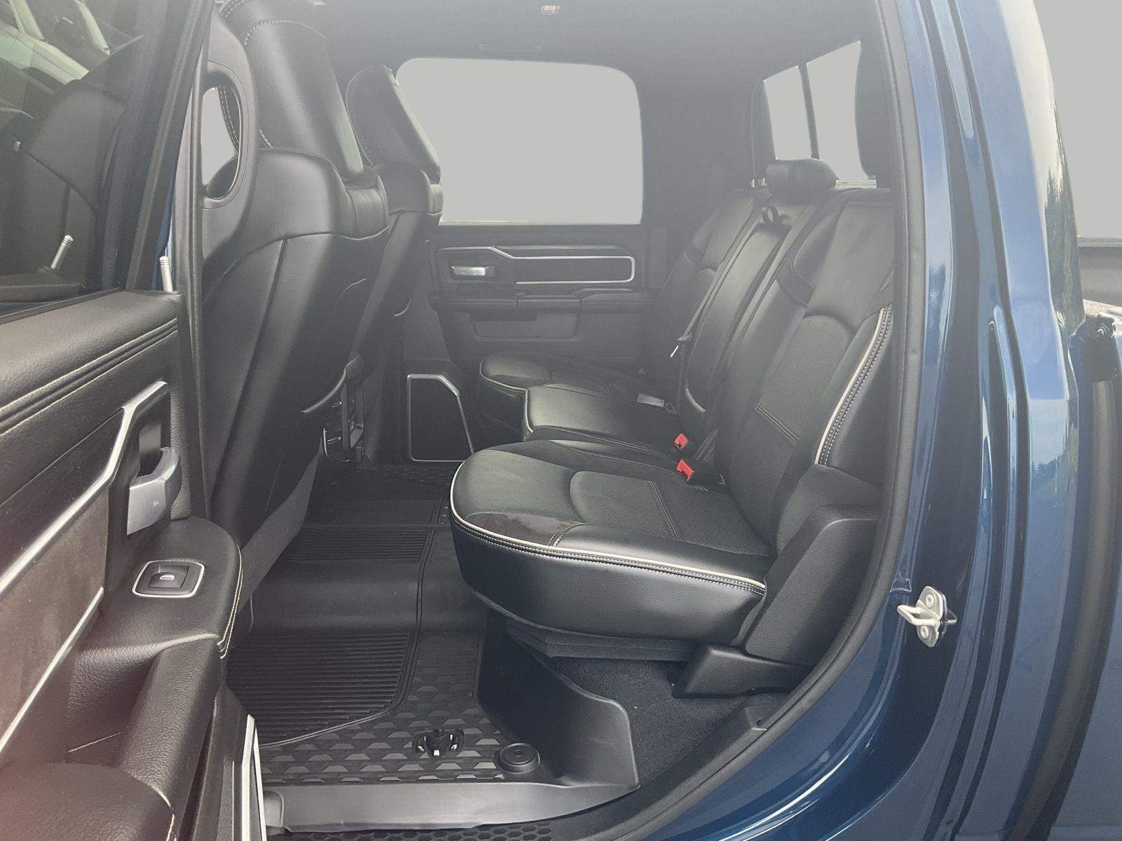 2023 RAM 2500 Laramie Crew Cab 4x4 6'4' Box