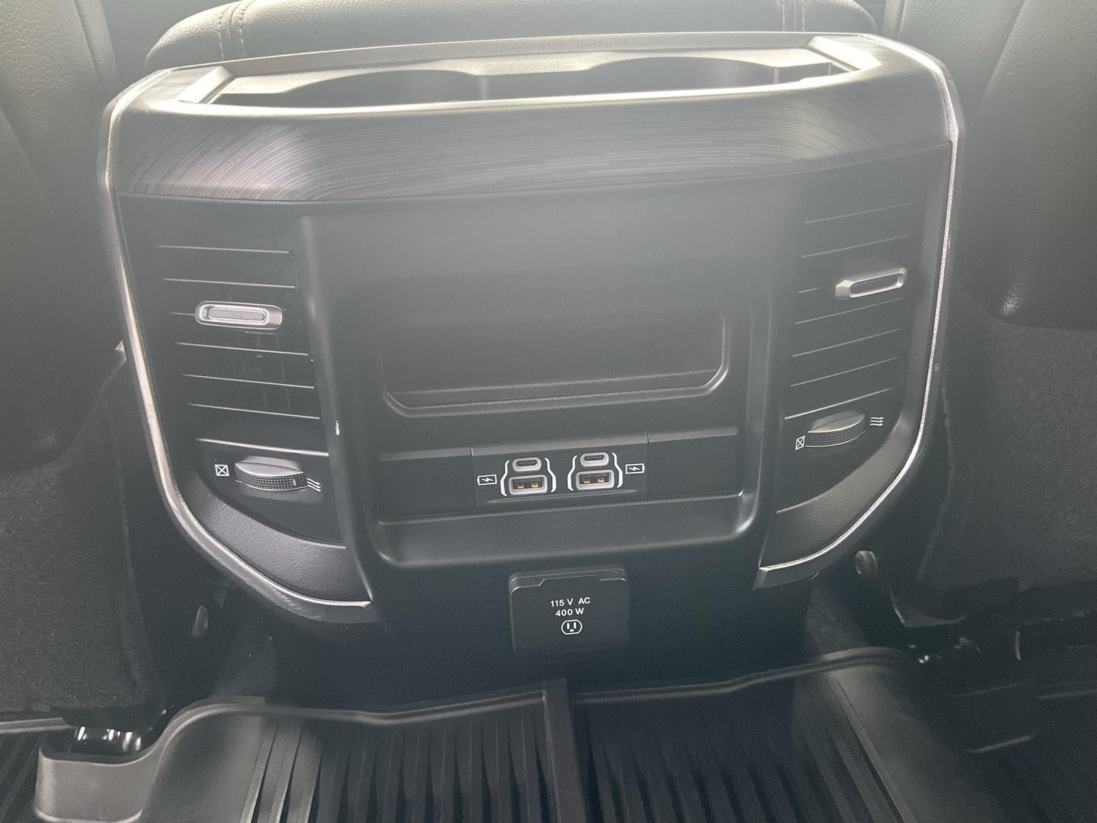 2023 RAM 2500 Laramie Crew Cab 4x4 6'4' Box