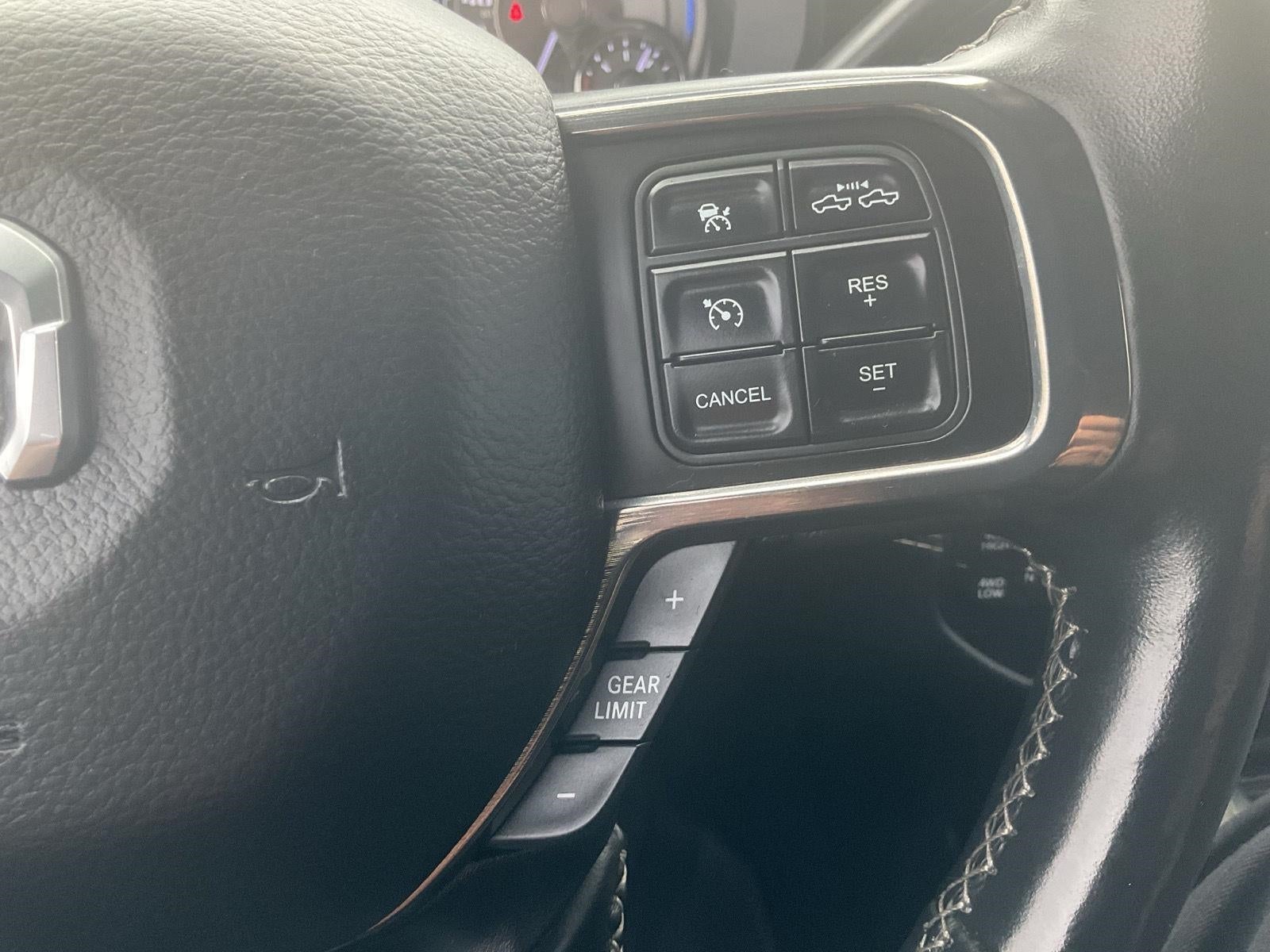 2020 RAM 2500 Limited 4x4 Crew Cab 6'4 Box