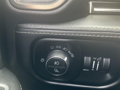 2020 RAM 2500 Limited 4x4 Crew Cab 6'4 Box